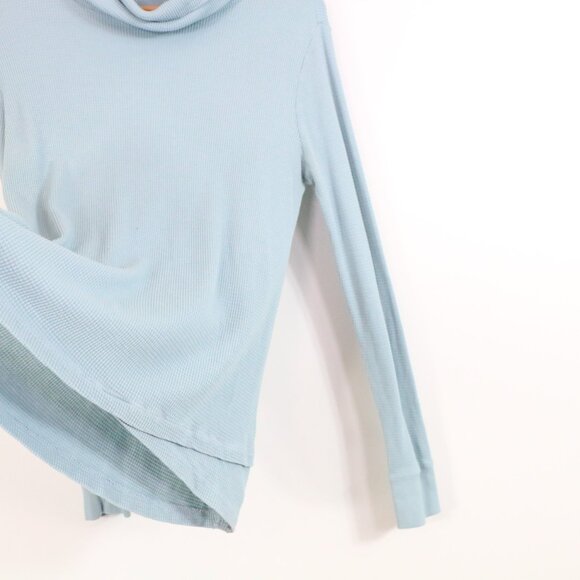 *Eddie Bauer Crepe Light Blue Long Sleeve Turtleneck - Picture 8 of 10